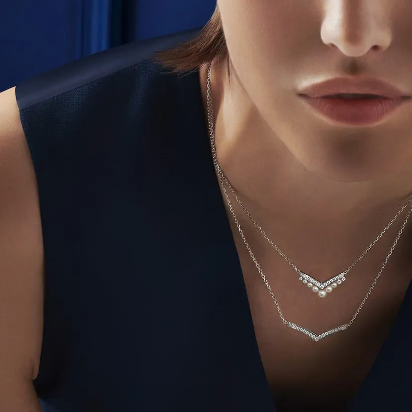 Chevron V Shaped Pendant Necklace White Gold