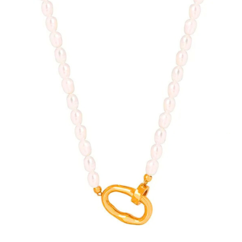 Refreshing Freshwater Pearl Necklace