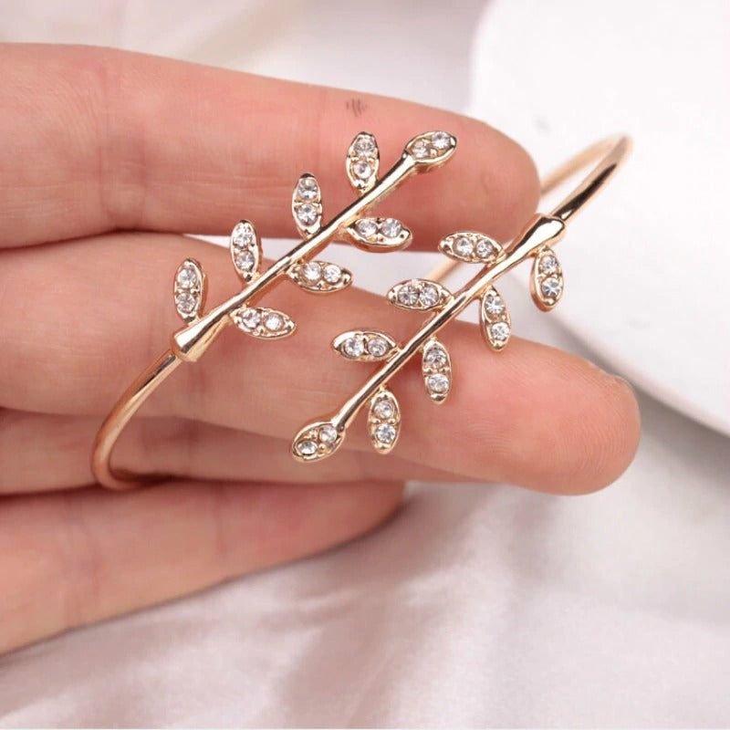 Tree Leaf Insert Crystal Bracelet