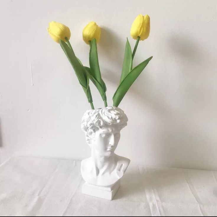 Nordic David Vase Multi-functional Decor Piece for Hydroponic Plants, Flower Arrangements, Makeup Brushes