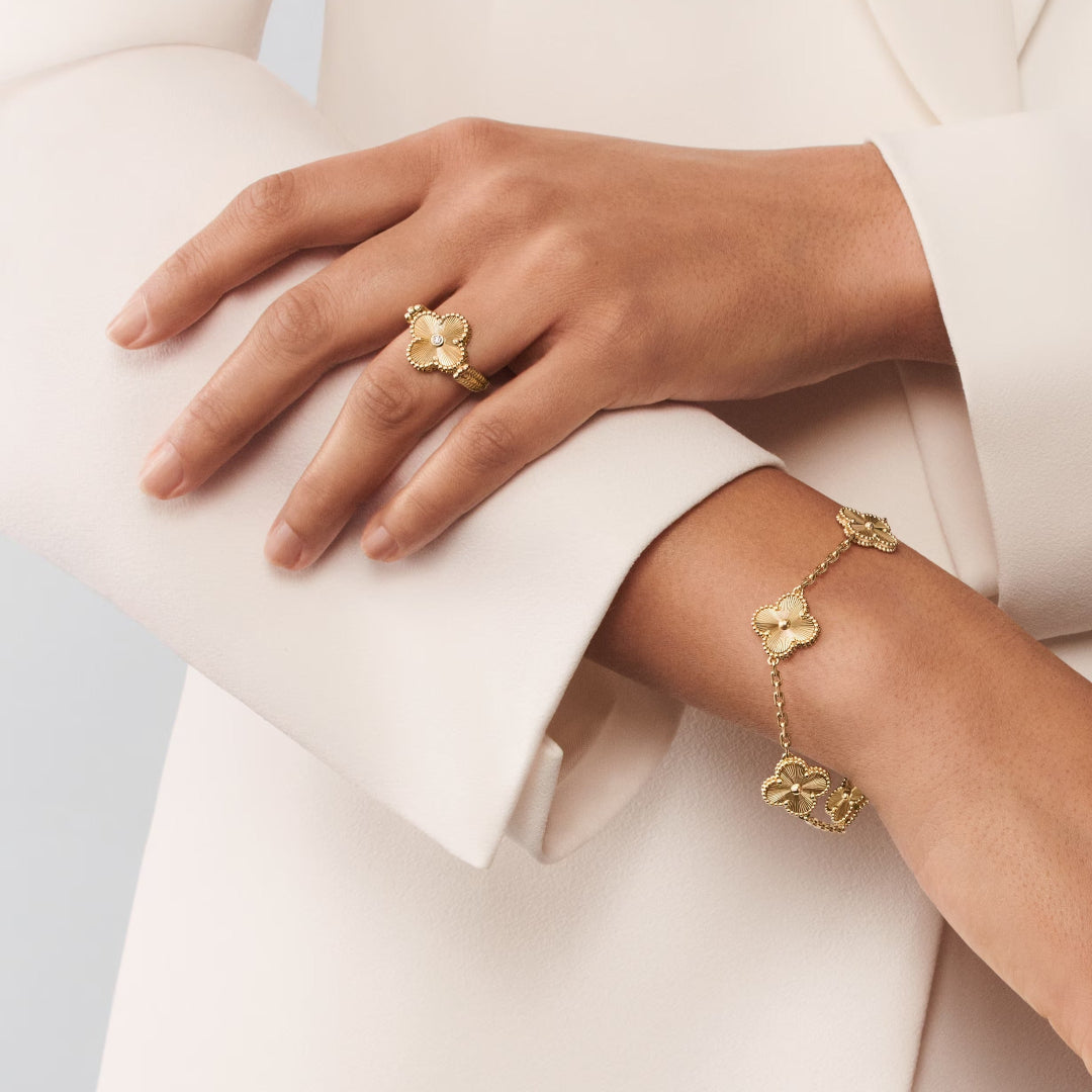 Vintage Alhambra Bracelet in Yellow Gold