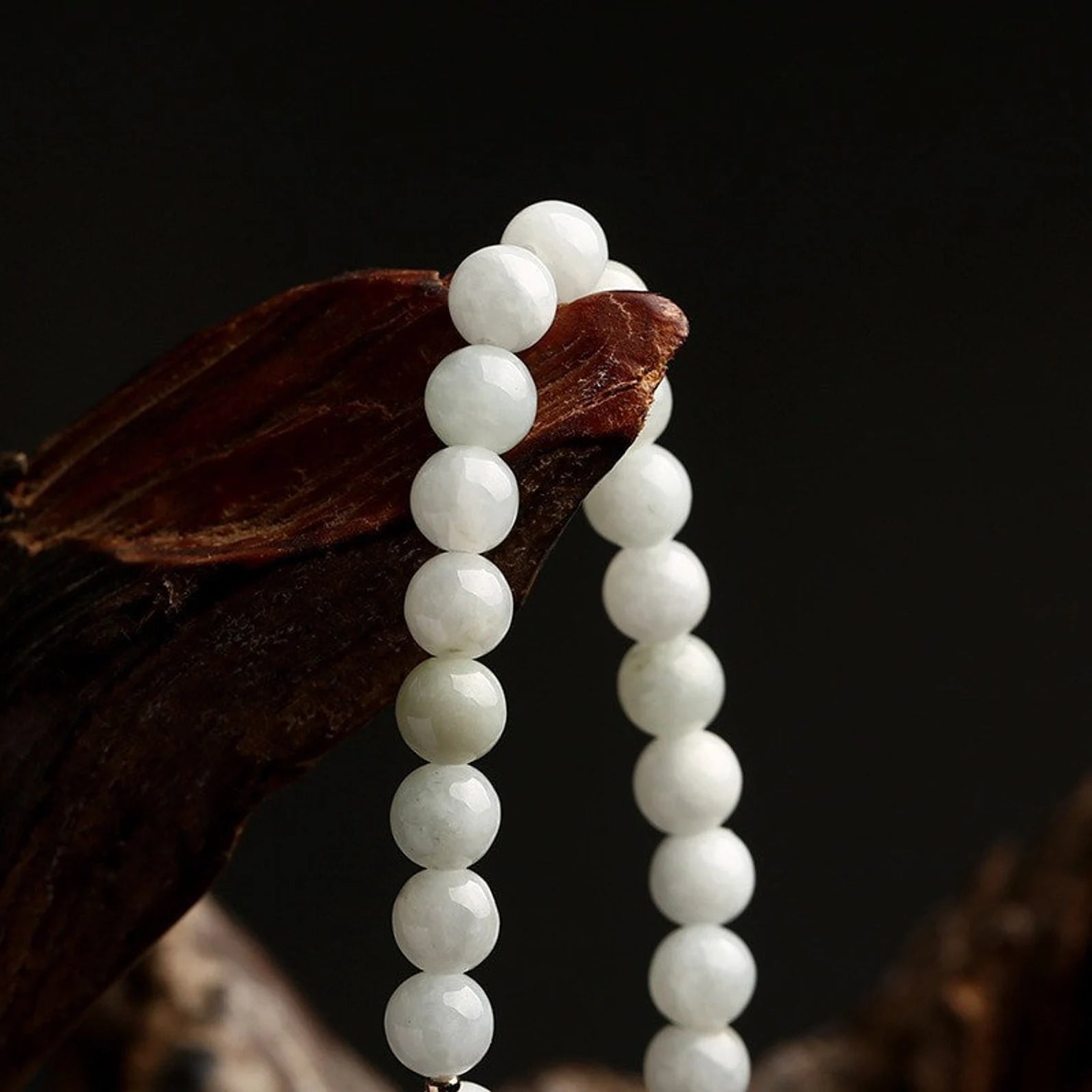 Unique White Jade Healing Stone Bracelet