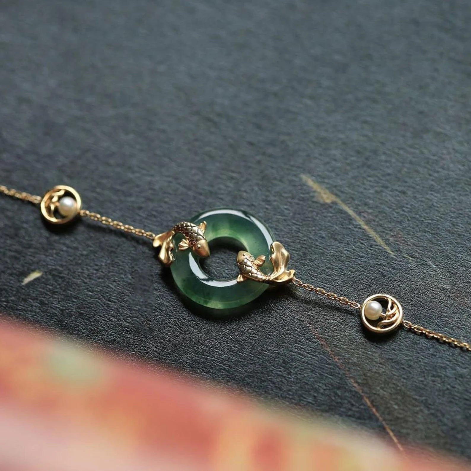 Women's Retro Koi Pearl Jade Bracelet