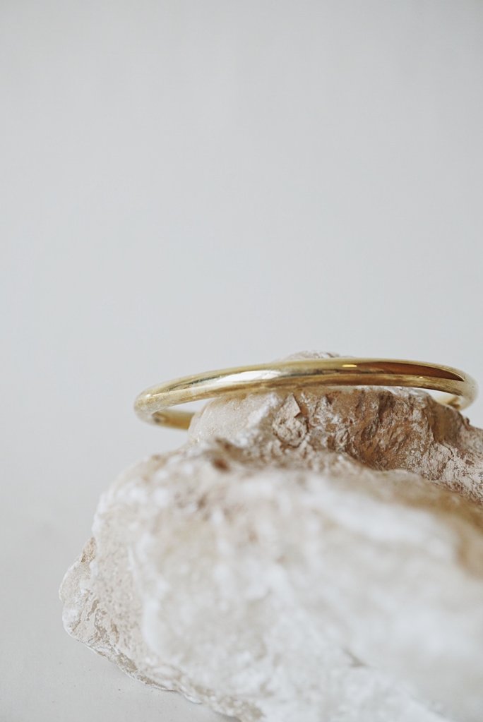Leone Bangle