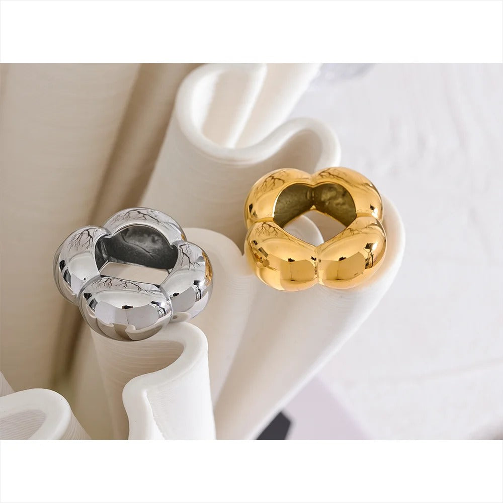 Flower ring