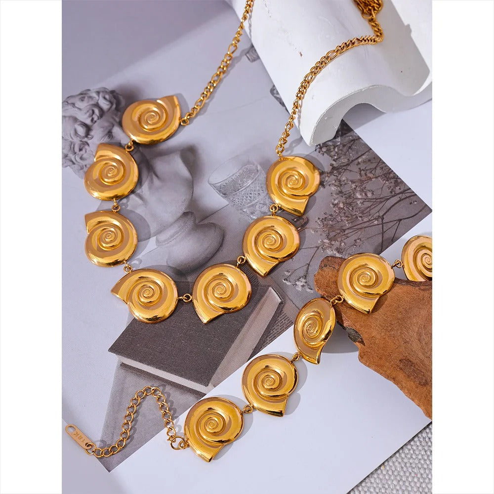 Shell Chain Drop Necklace
