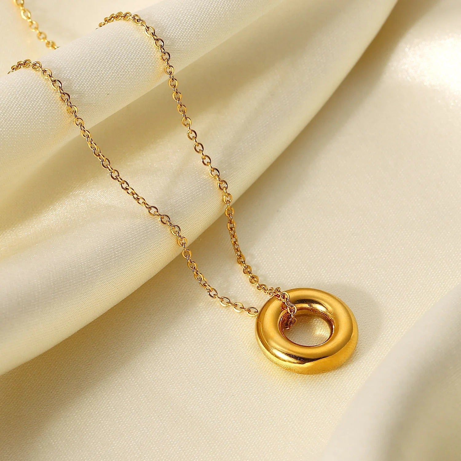 Circle Hollow Pendant