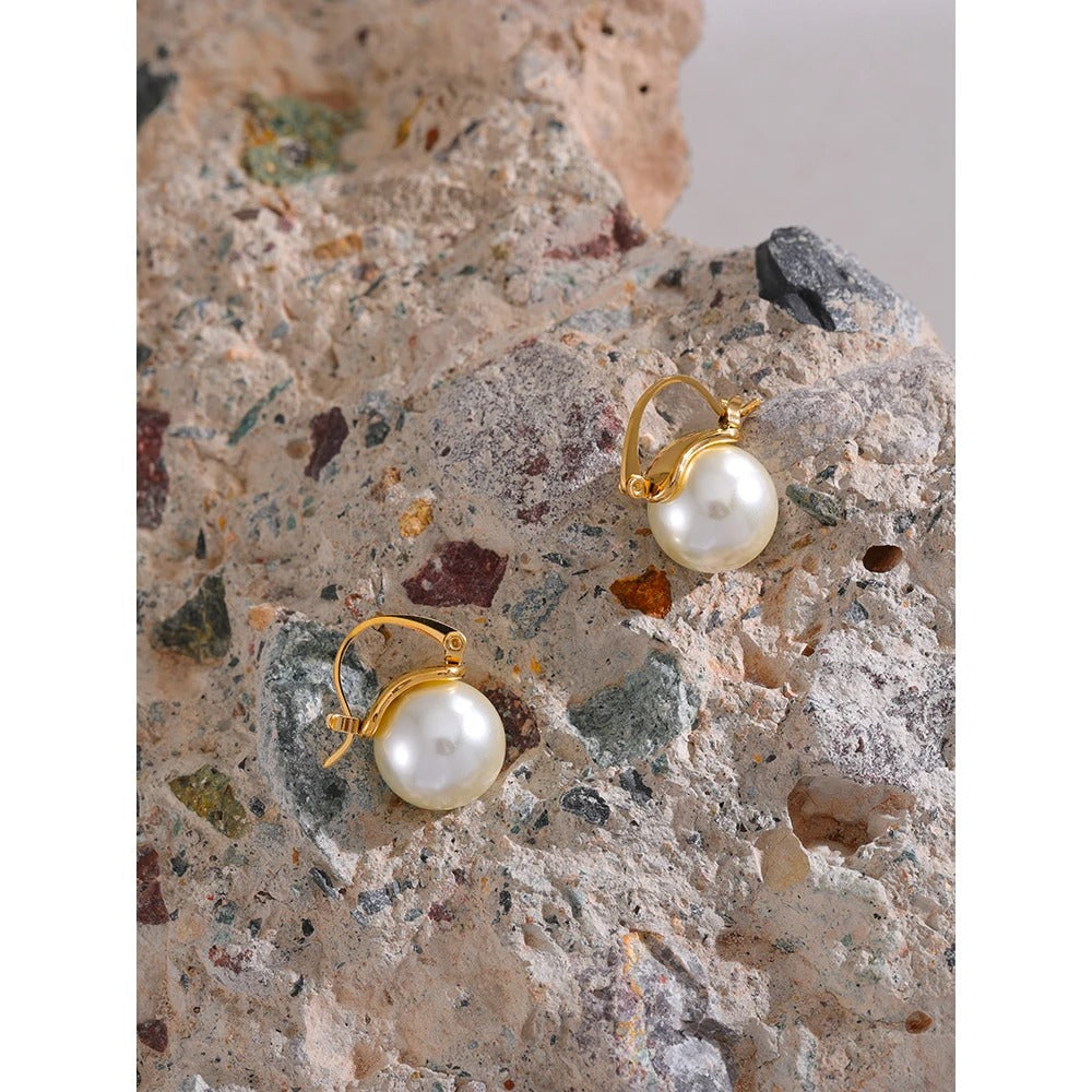 Pearls Hoop Earrings