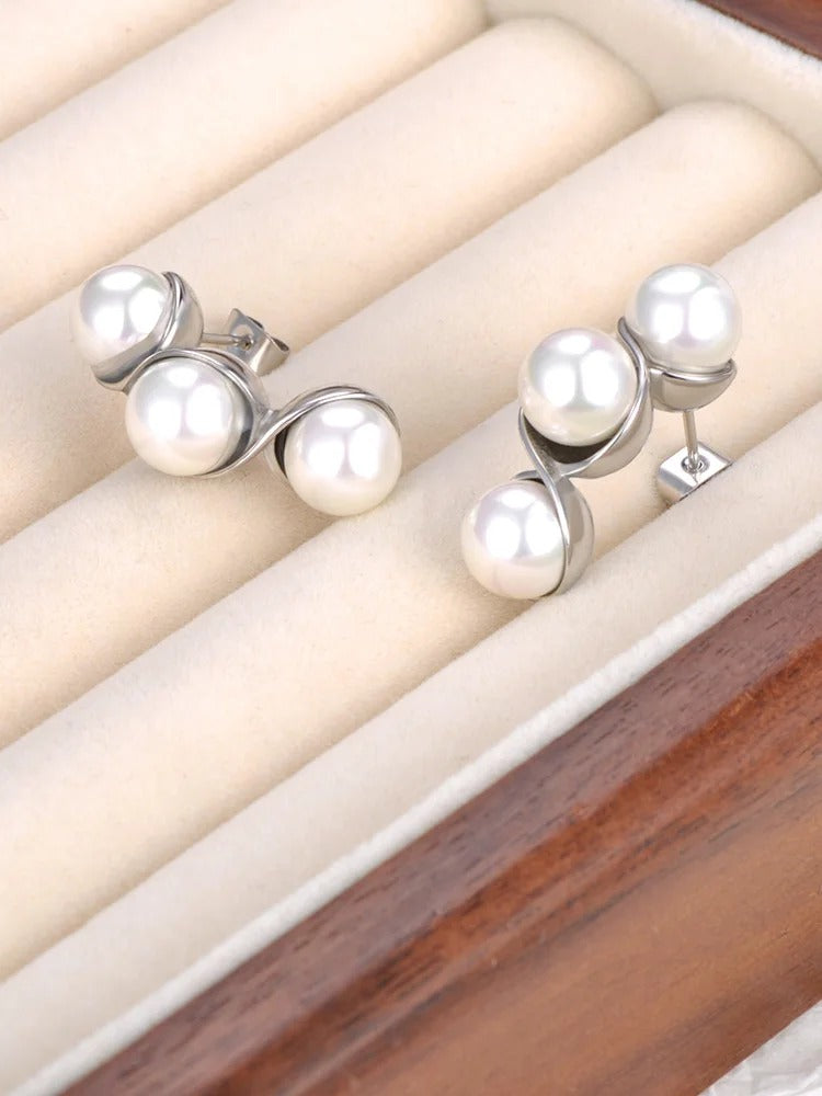 Pearls Geometric Earrings