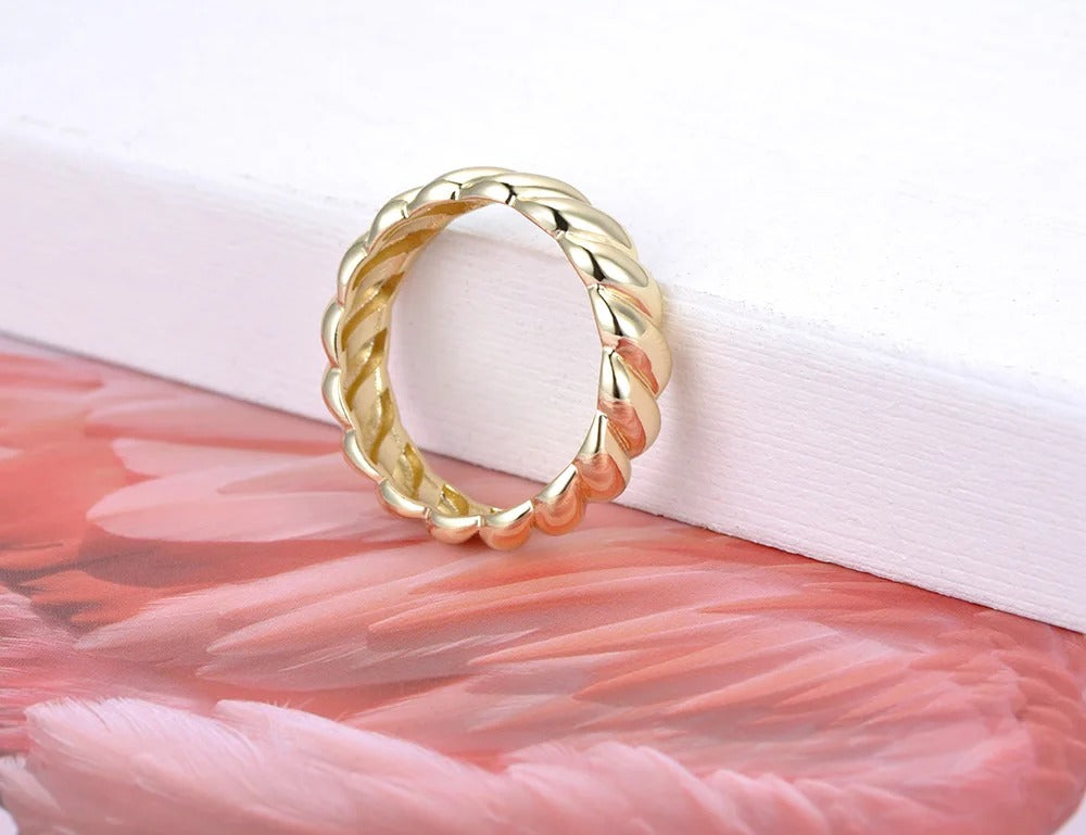 Crew Ring