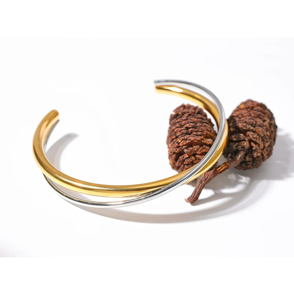 Twist bangle