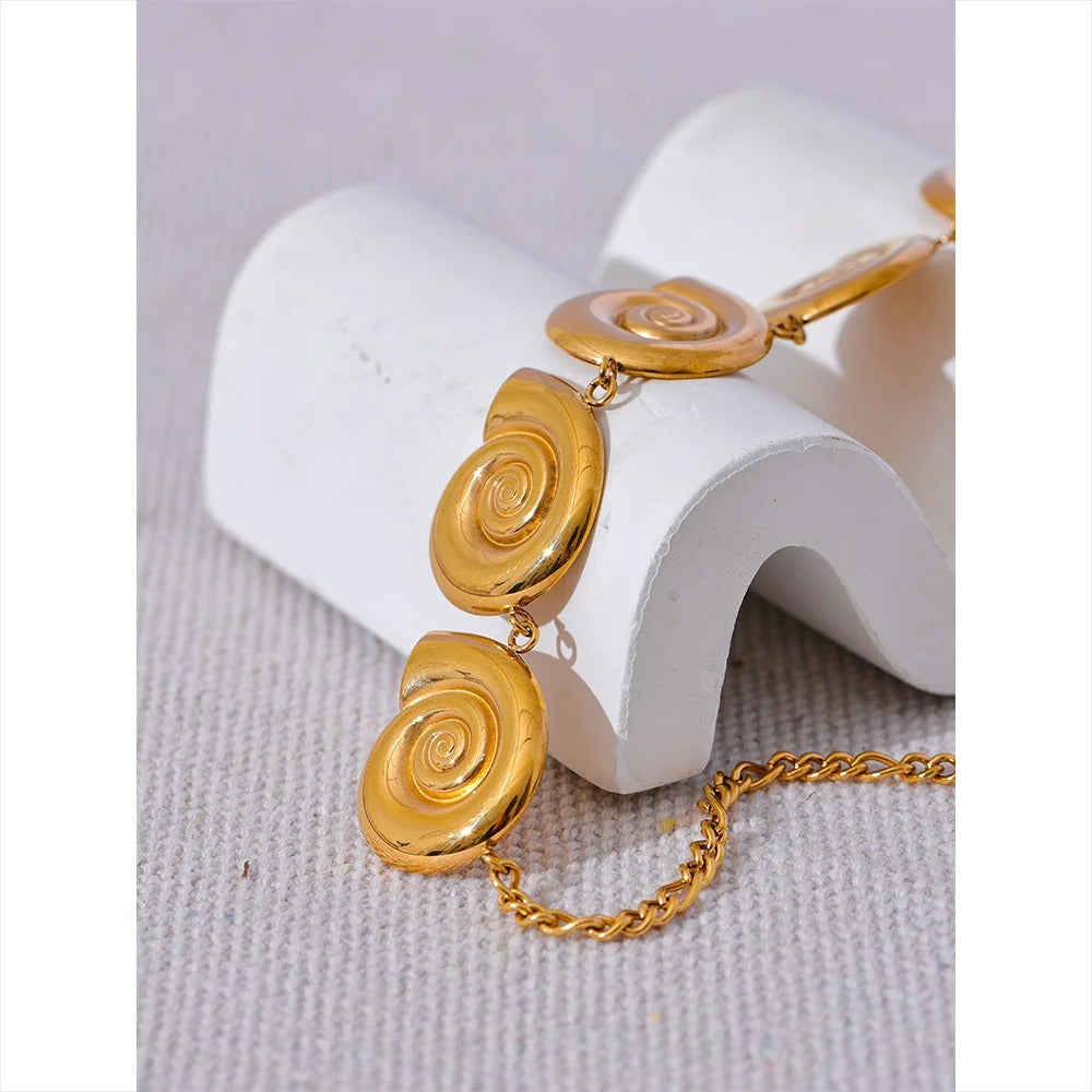 Shell Chain Drop Necklace