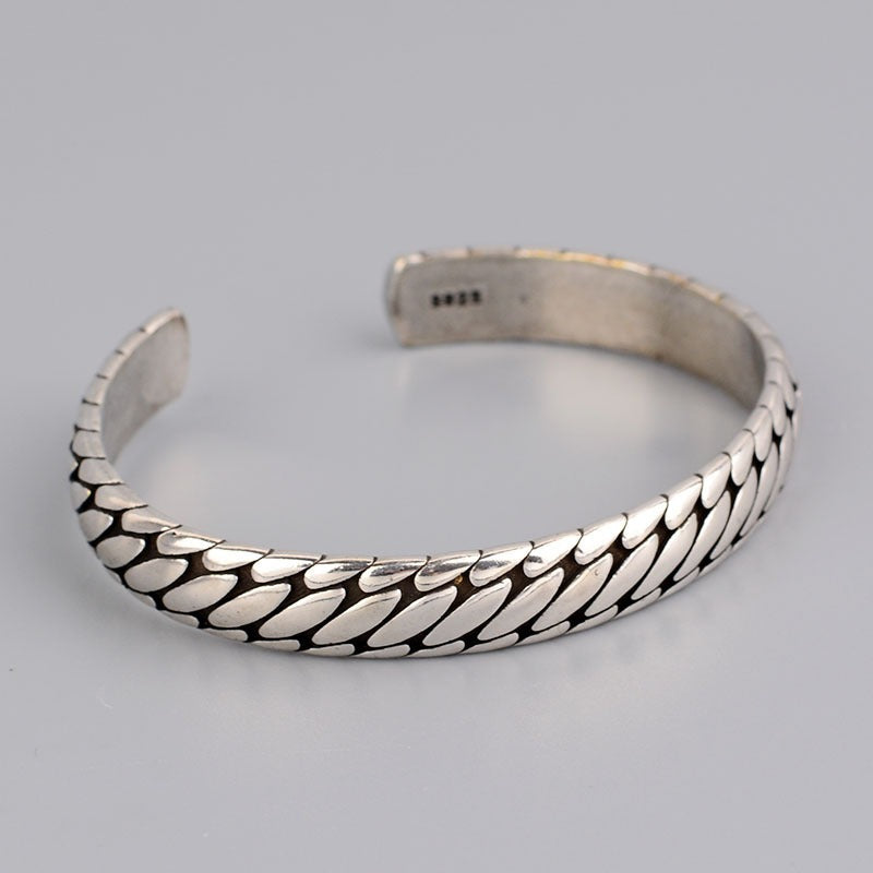 Geometric Oval Pattern cuff