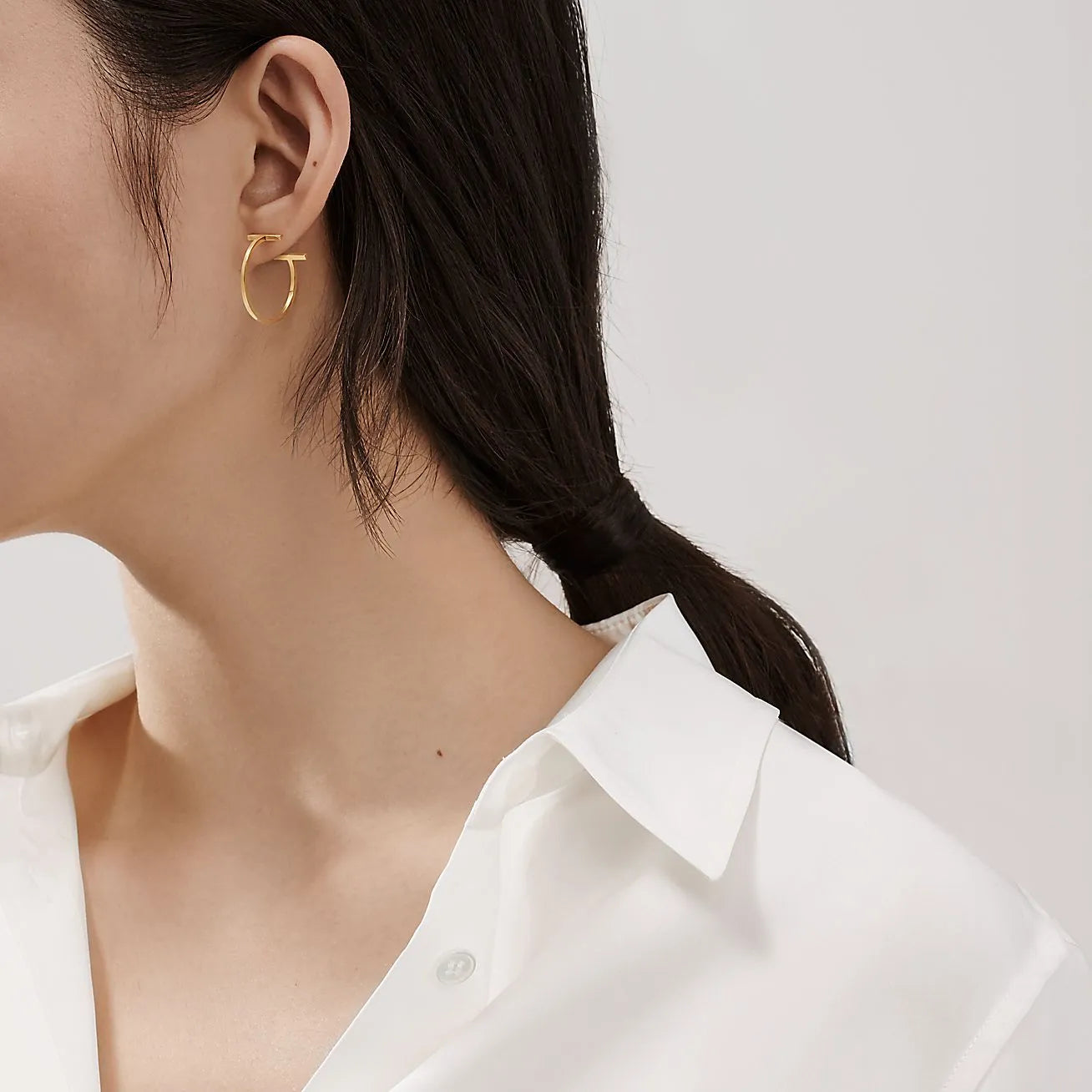 T Hop Yellow Gold Earrings