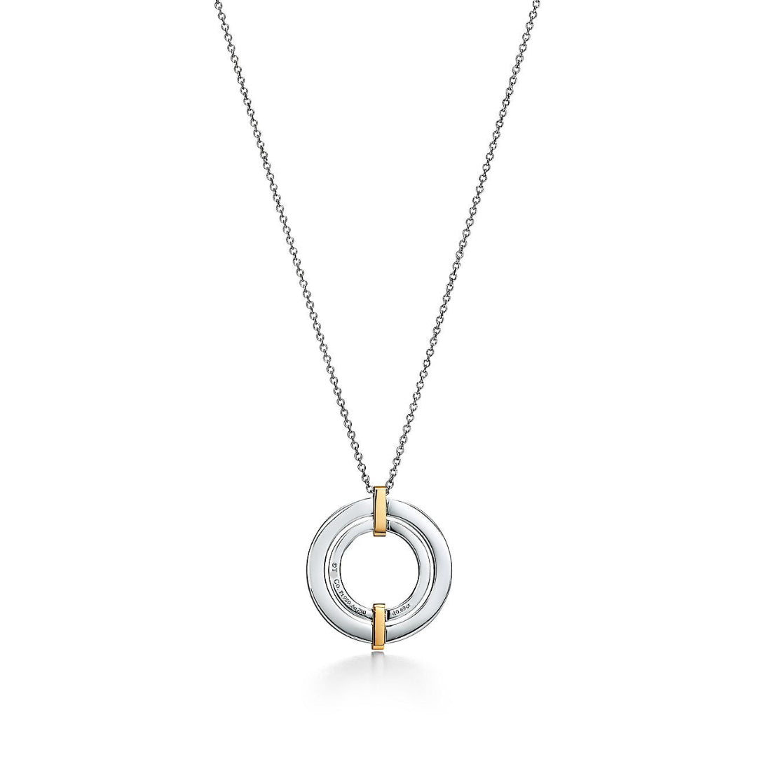 T Edge Circle Diamond Pendant Necklace