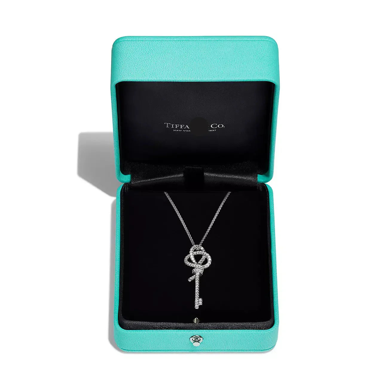 Knot Medium Key Pendant Necklace White Gold Full Diamonds