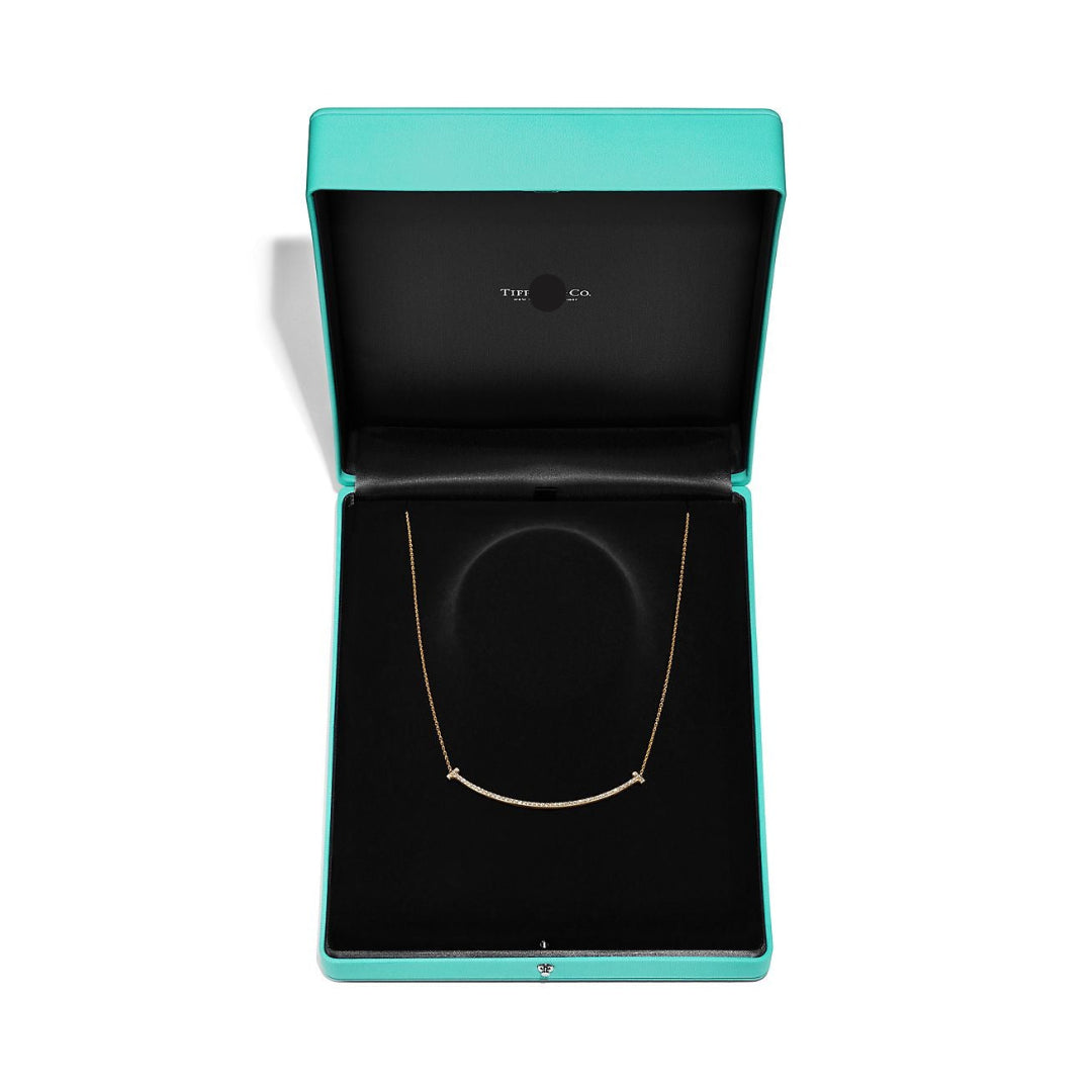 T Extra Large Smile Necklace in Yellow Gold Full Diamonds