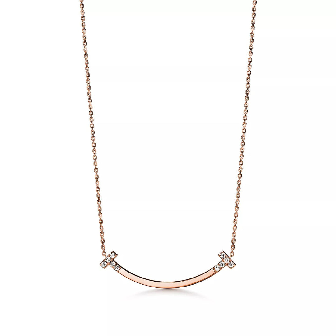 T Smile Medium Necklace in Rose Gold with Diamonds
