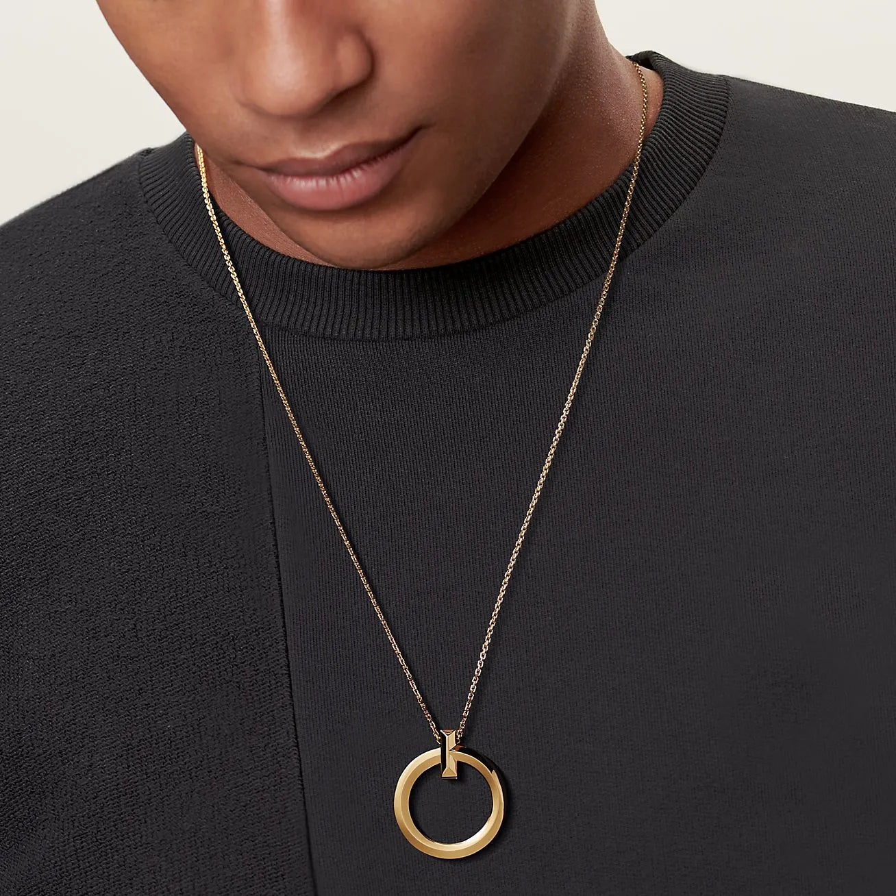 T T1 Circle Pendant Necklace Large