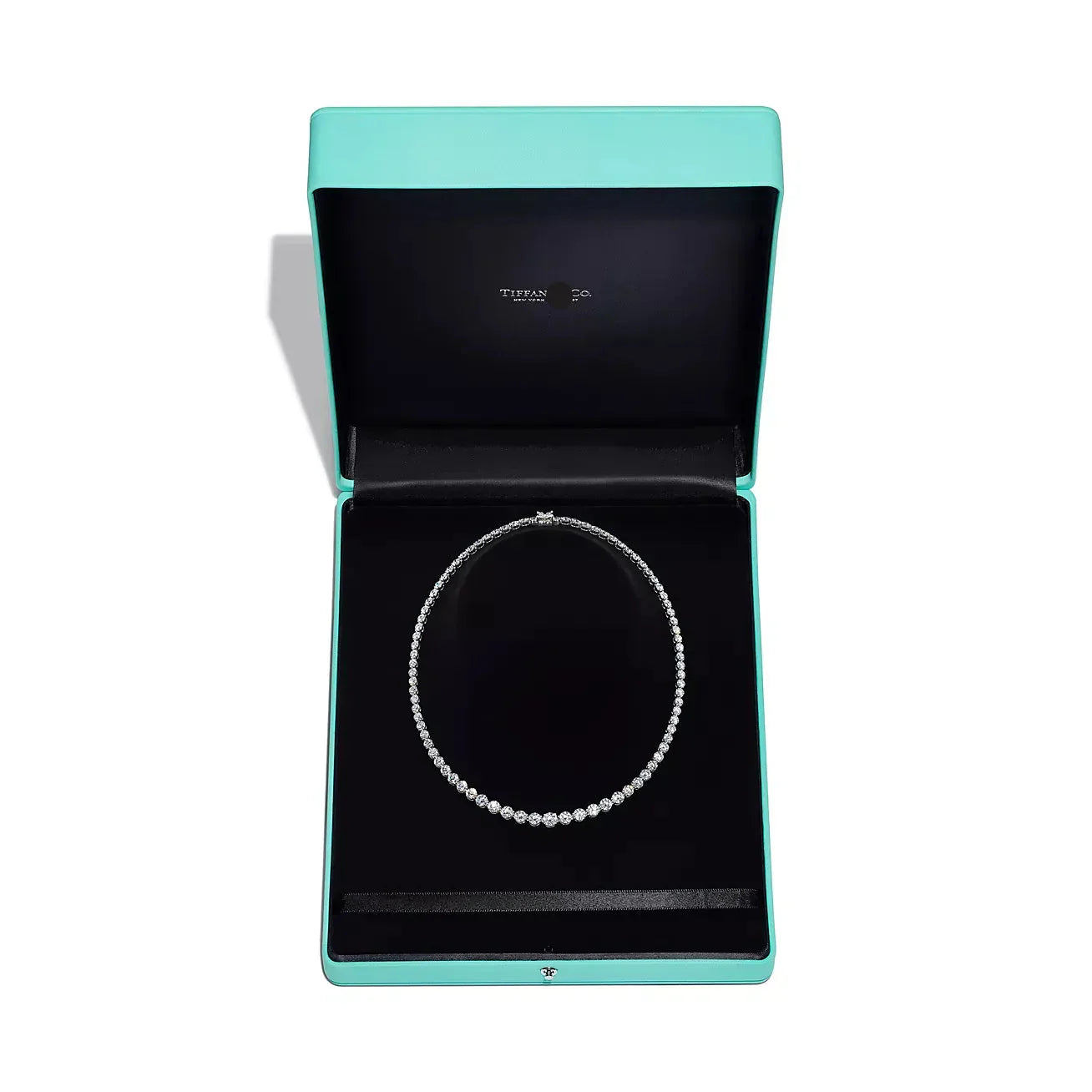 Victoria Diamond Necklace in White Gold
